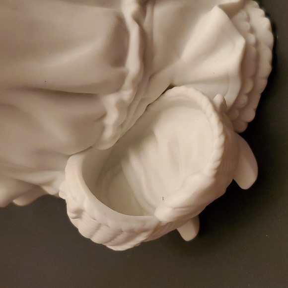 Girl shushing baby dept 56 - Picture 5 of 7